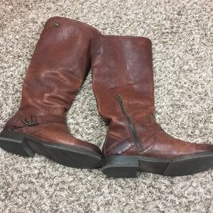 Olukai nahuku leather boots